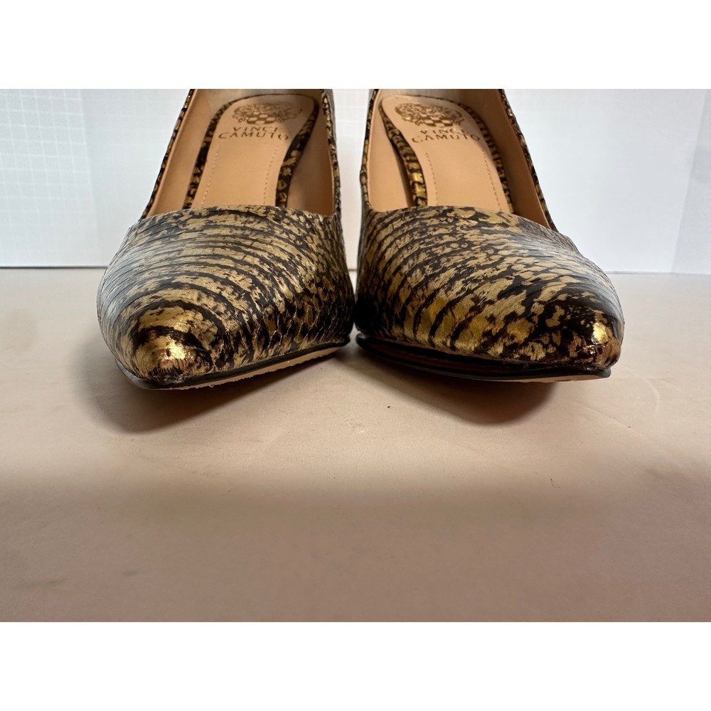 Vince Camuto Leather Gold Black Snakeskin Embossed Pointed Toe Pumps 8M NWOB - Picture 3 of 11